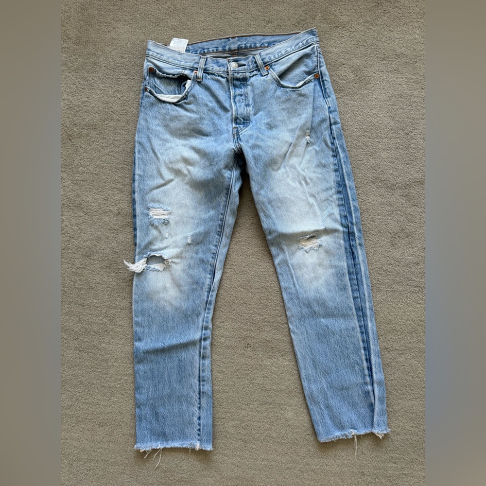 Levi’s 501 Women’s Distressed Jeans